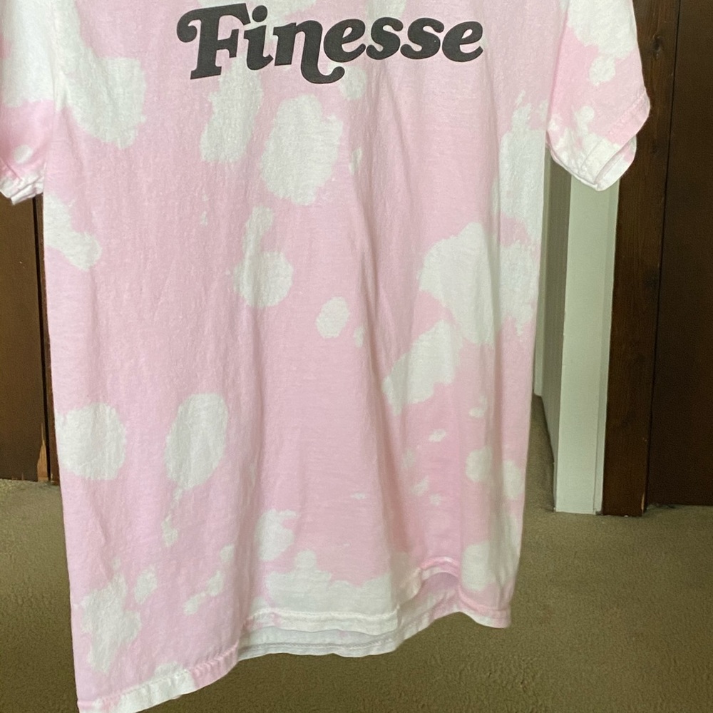 bleached tee - Picture 3 of 3